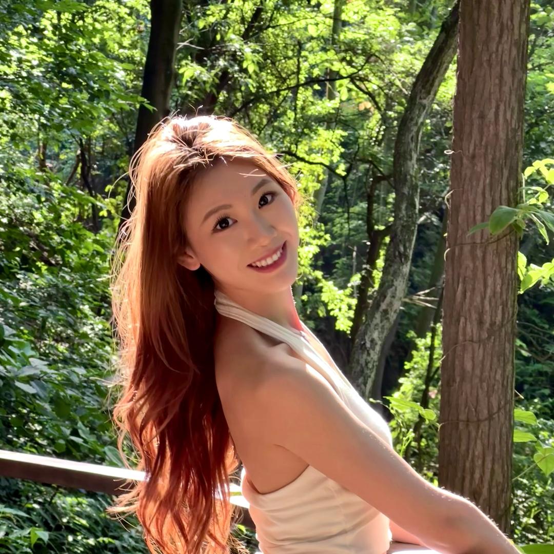 就是伯馨
