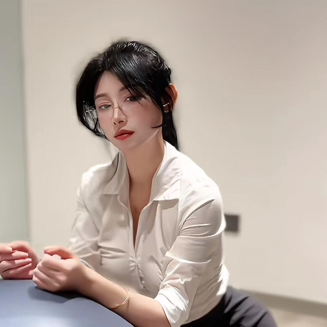 @嫣莺