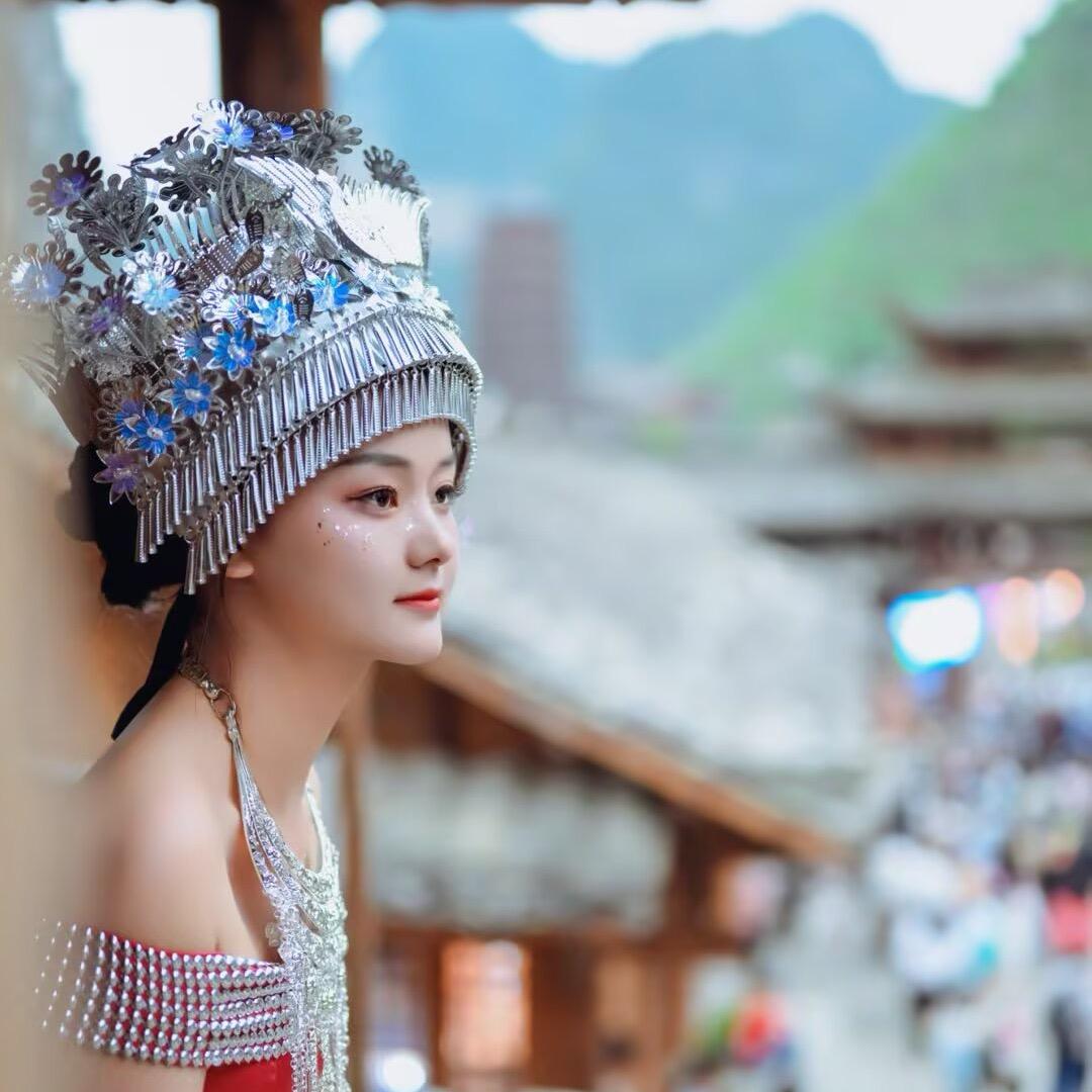 贵州小花妹编歌1028