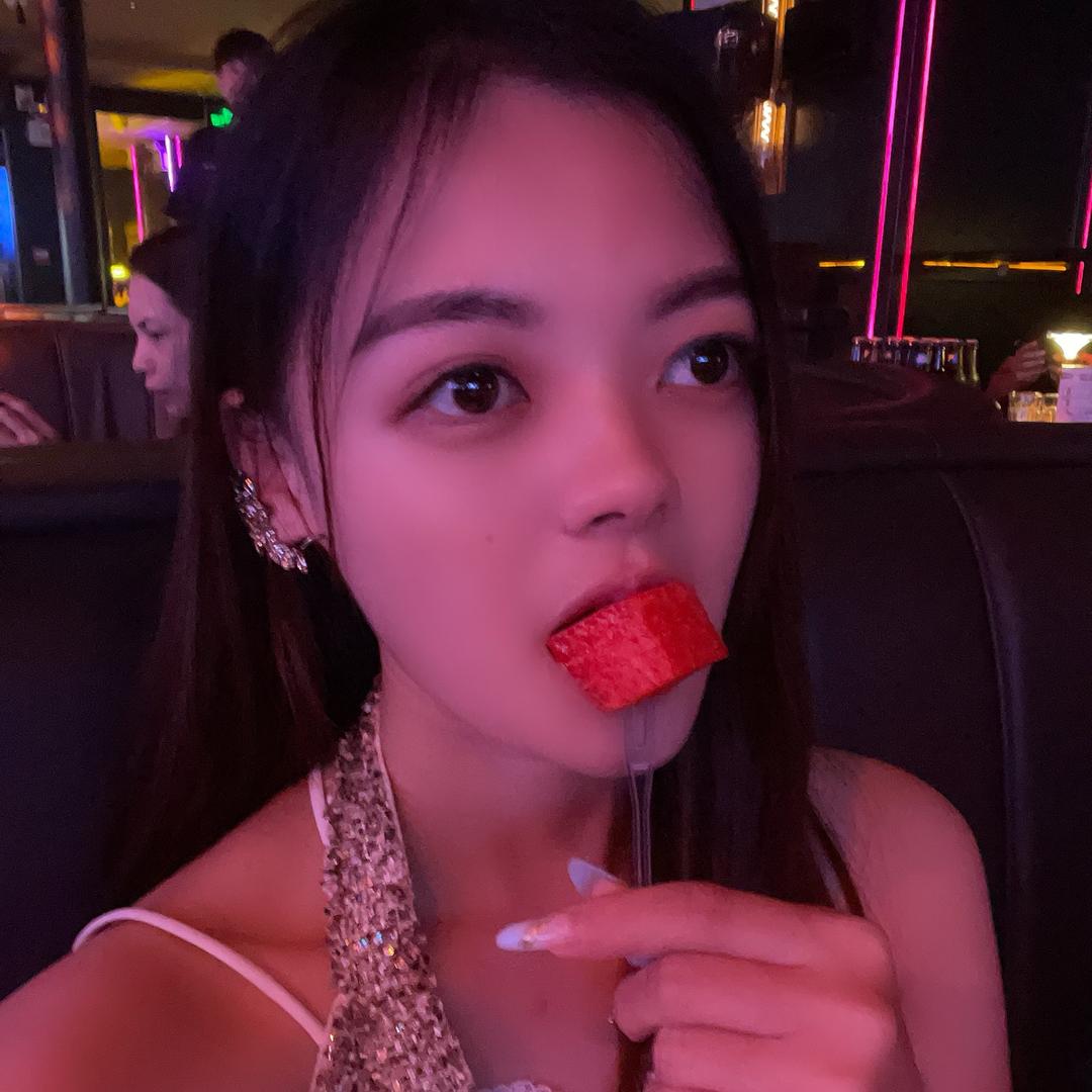 一现🐬表妹
