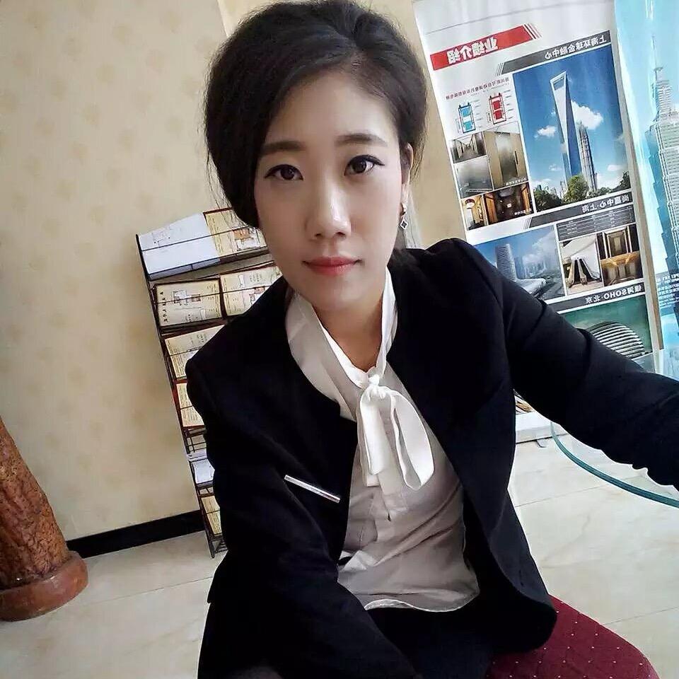 凤城银河湾售楼处萌萌