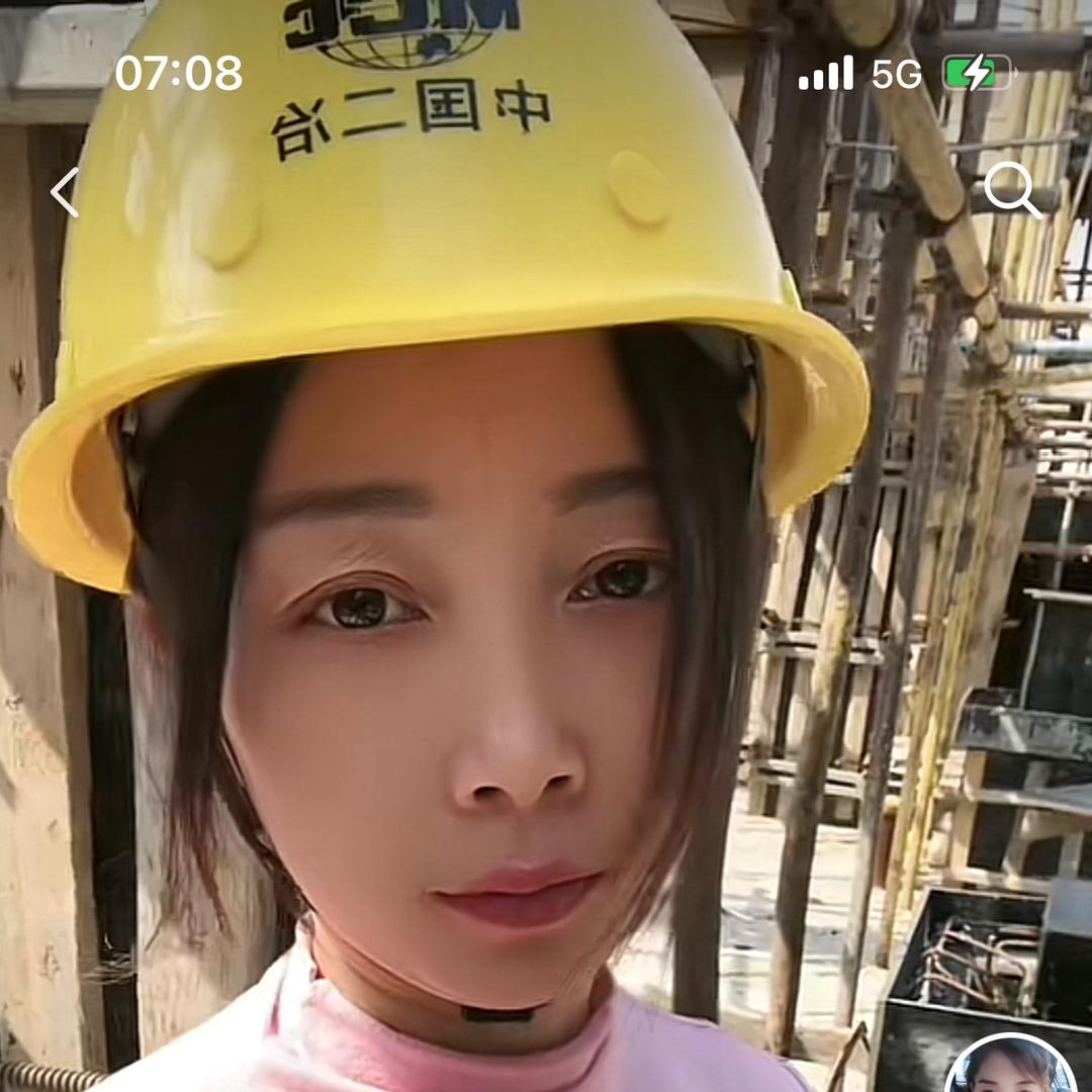 河南欣欣（一个人带娃）