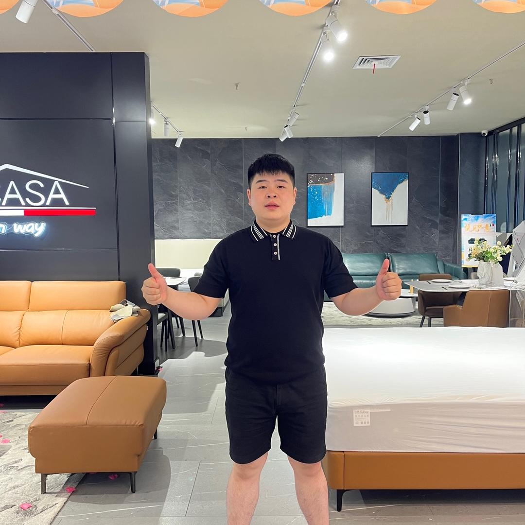 在涡阳卖家具的阿木