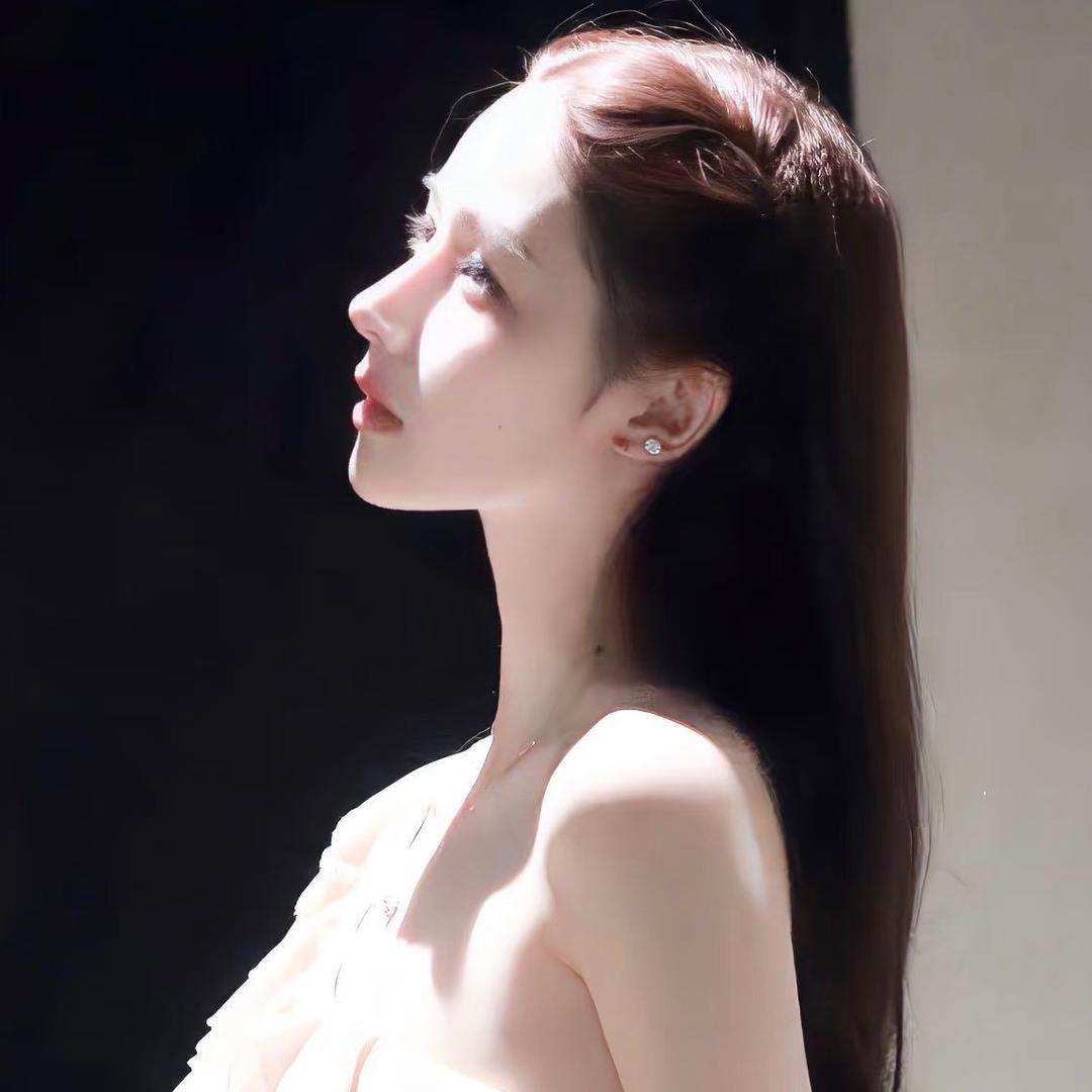 小媛不晚睡