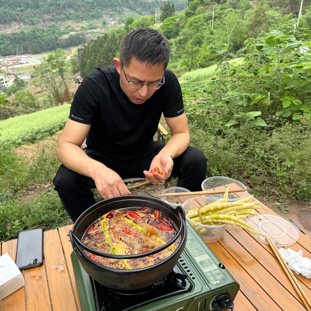 做火锅的郭老四