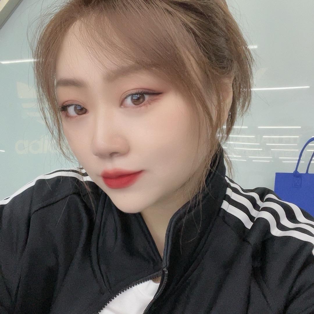 adidas新品折扣大雨