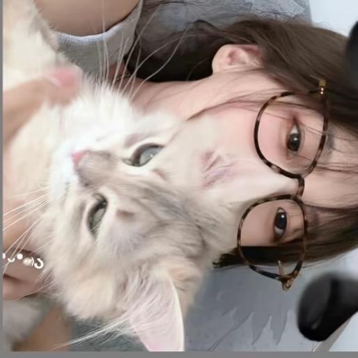 端端^