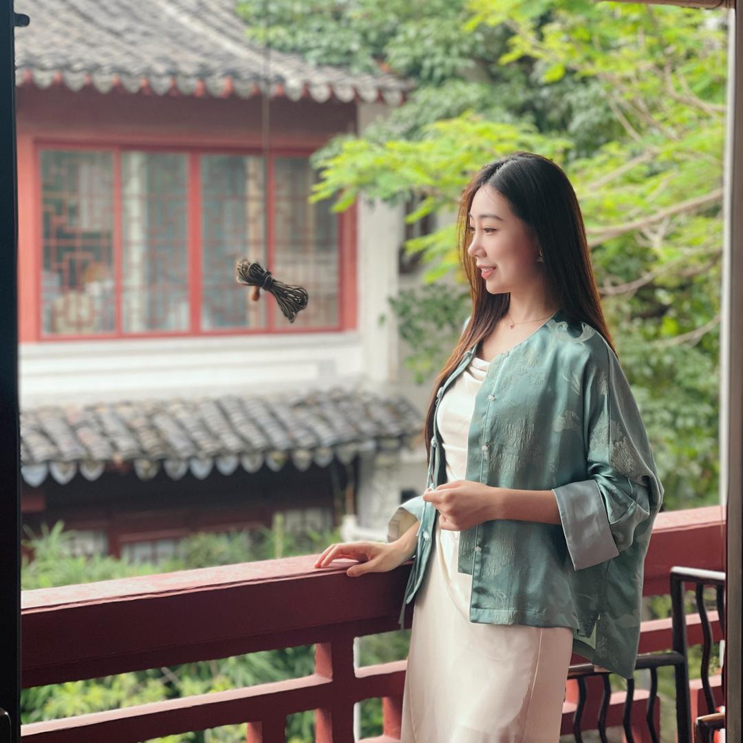 满眼星辰的赵小姐