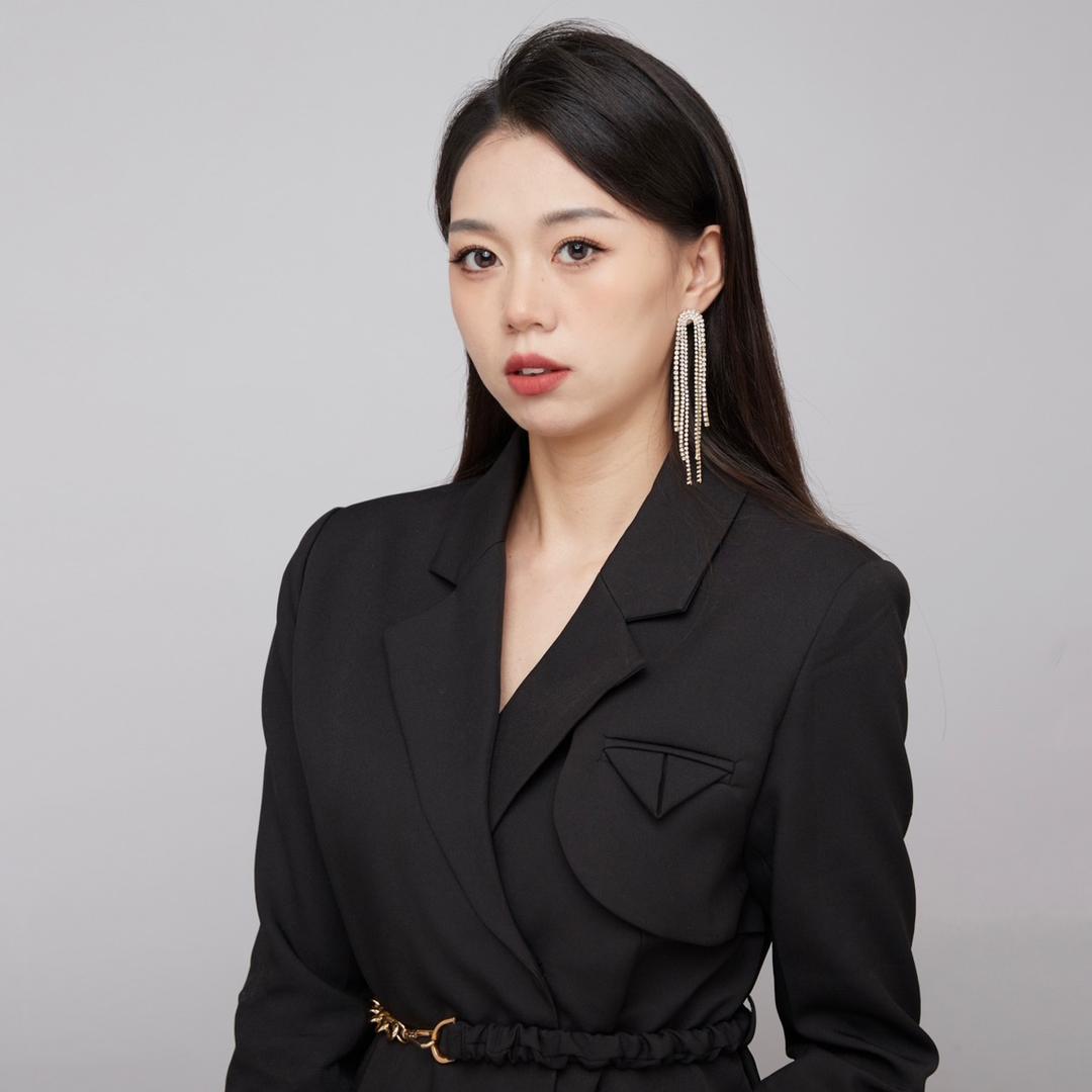 娟子.