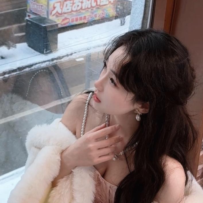 🍒励卷卷Liliana🍒