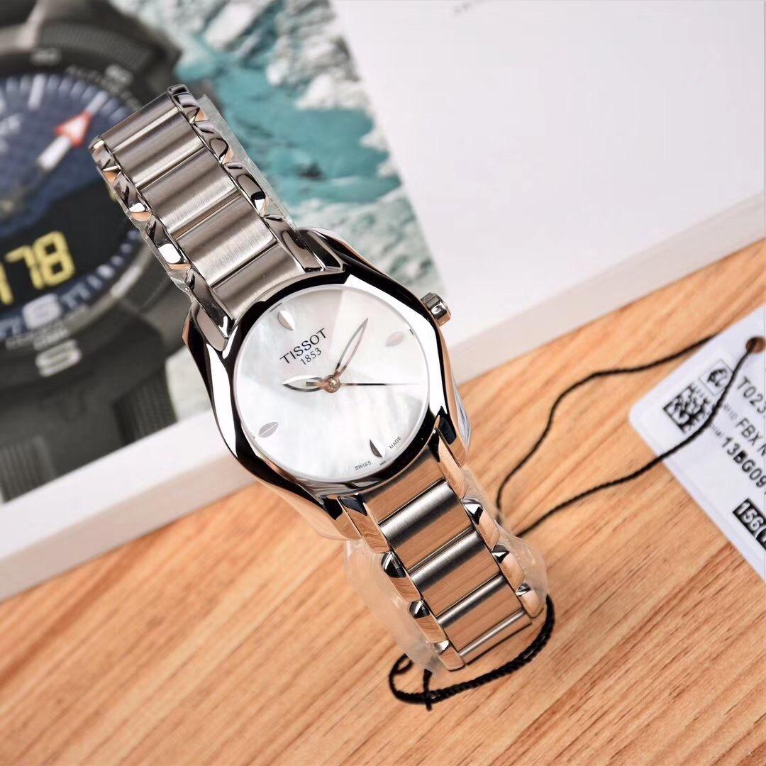 连密甜爱灌云内衣服饰