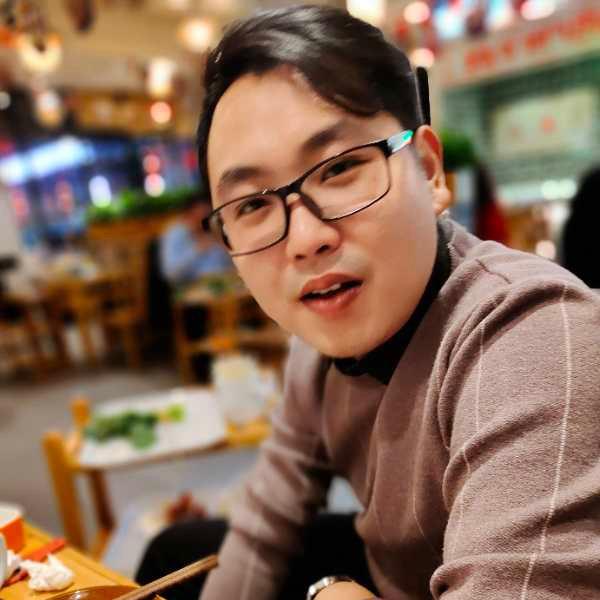 隔壁小石一家人