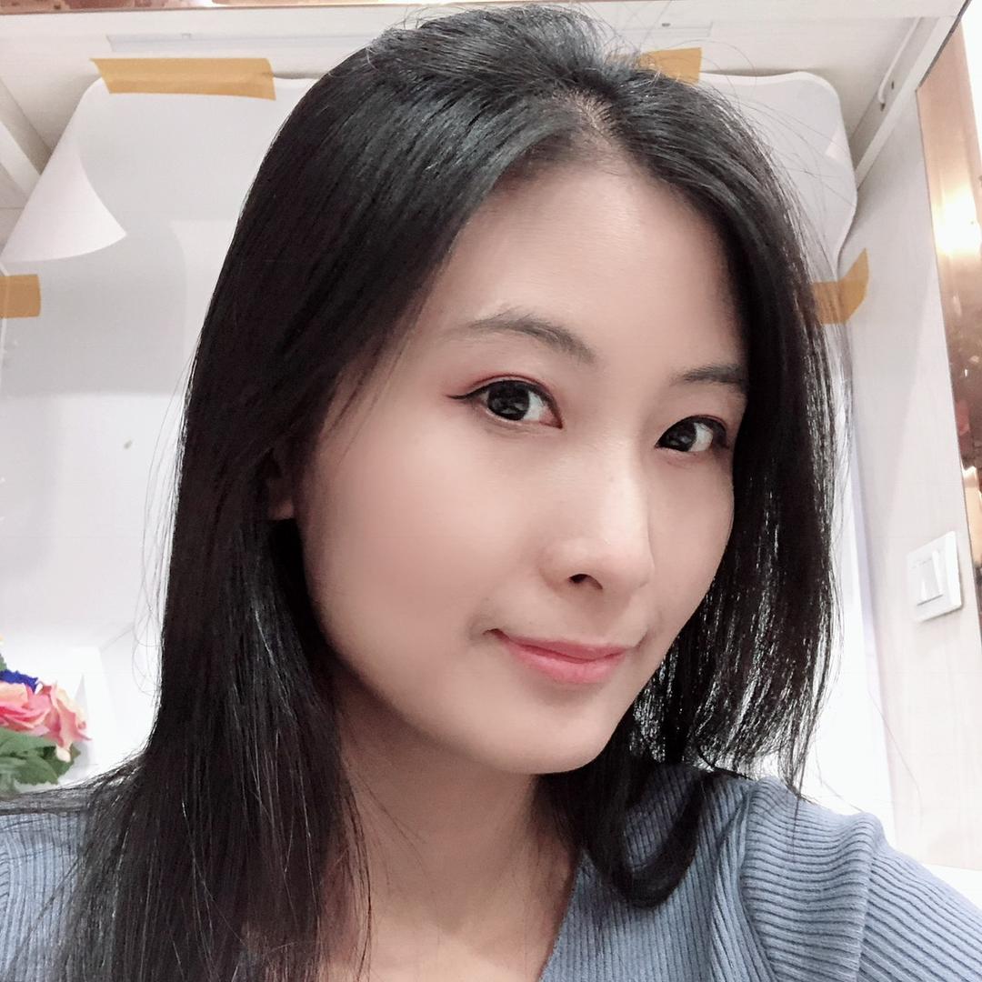 小纯超爱吃