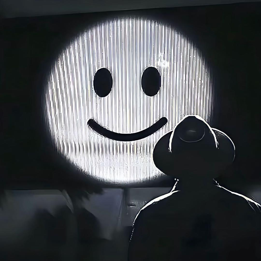 M••