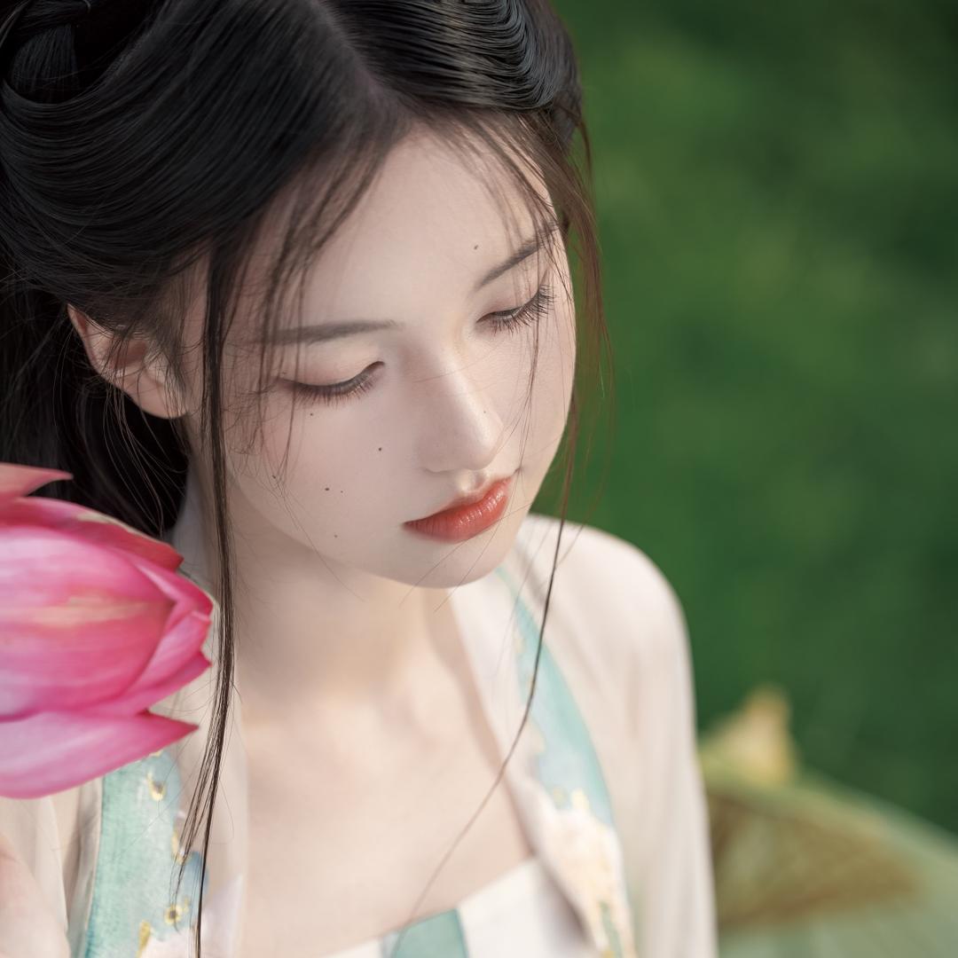 暴走柒柒