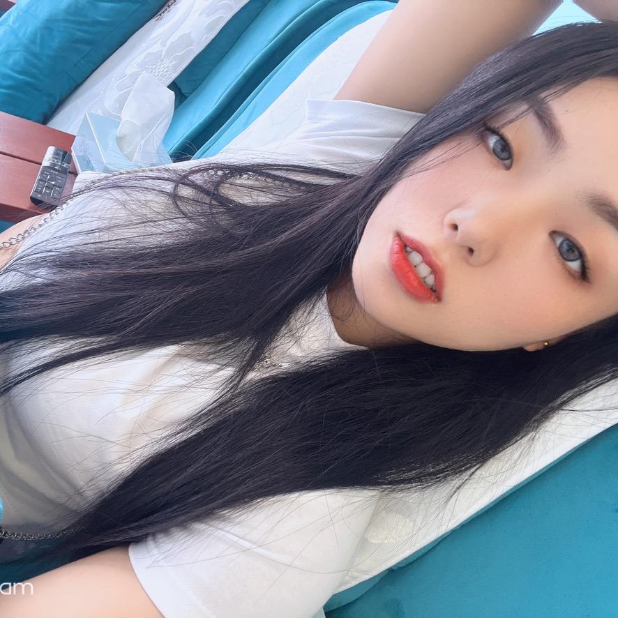 梁    白    开