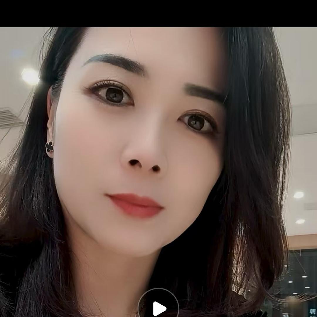 爱笑的姐
