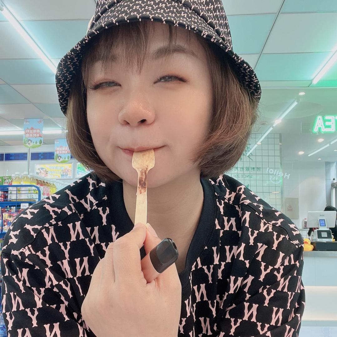 辣啦啦🧞‍♀️