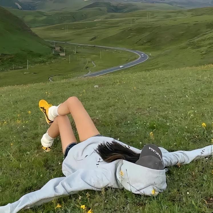 笨蛋比个耶✌️