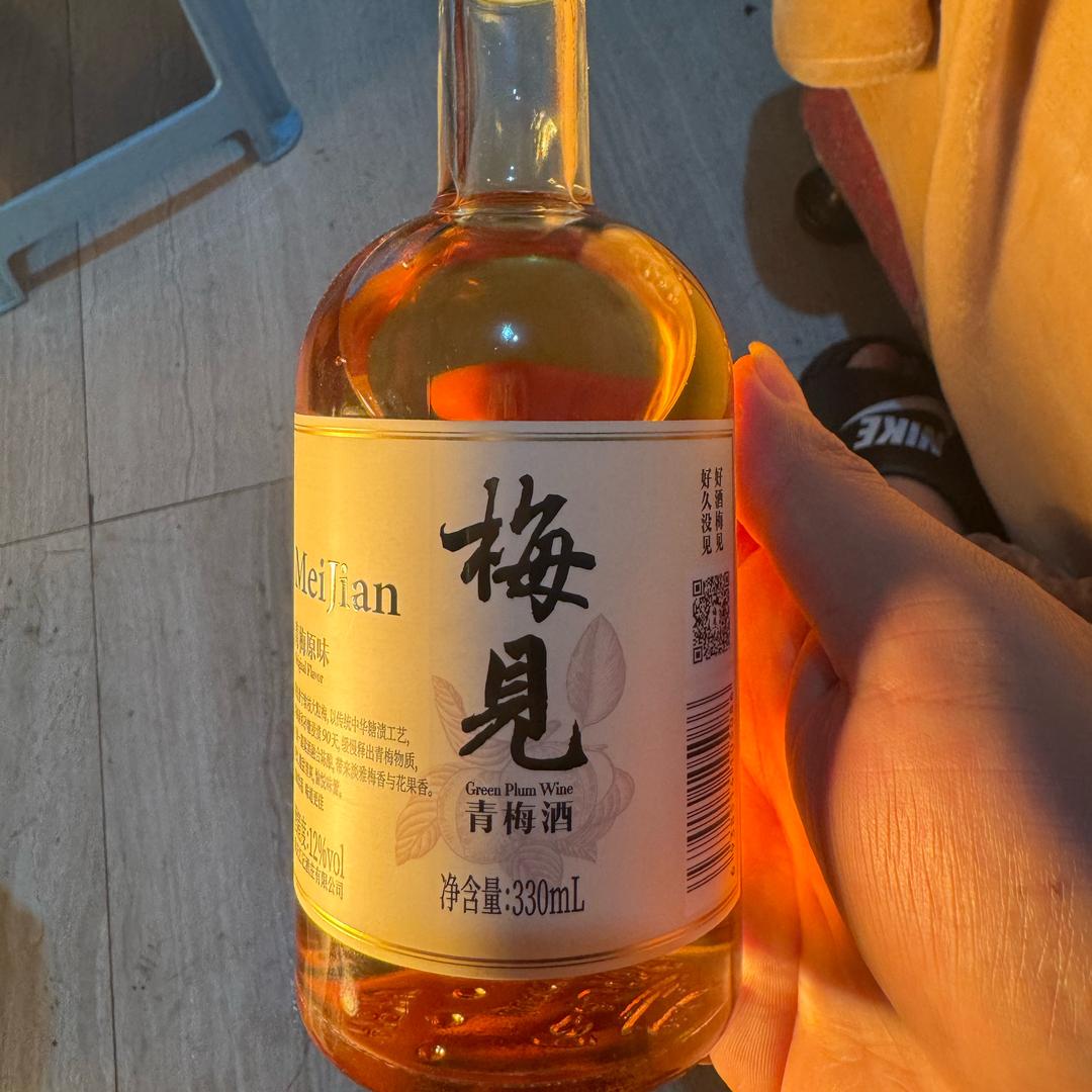 ღ᭄ꦿ꯭꯭我讨厌酒却爱༙᷃上ེ了醉̥᷃