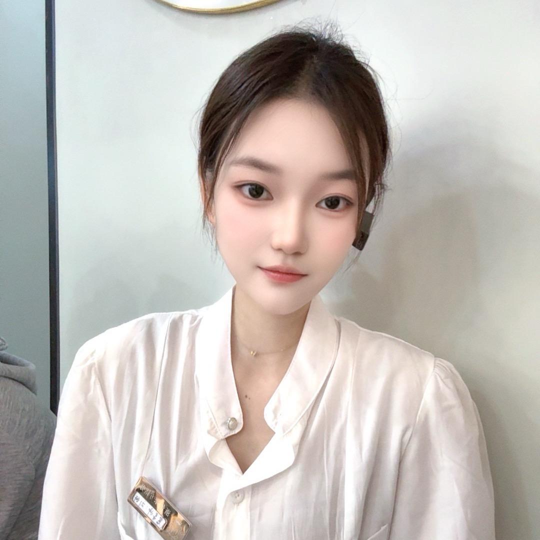 冷漠小妍🖤