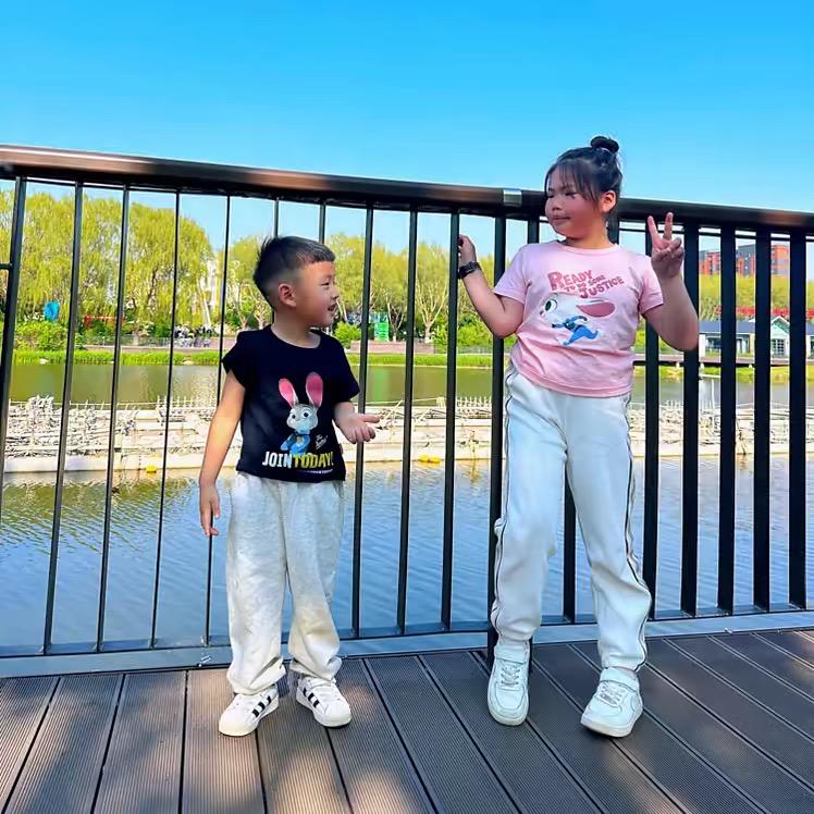 尧尧和奕博👫