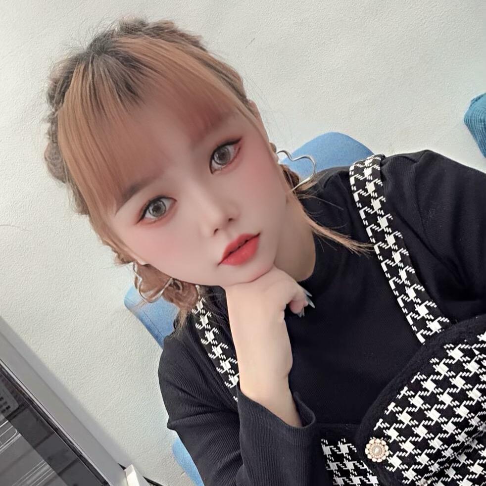 @广西化妆师~阿玲