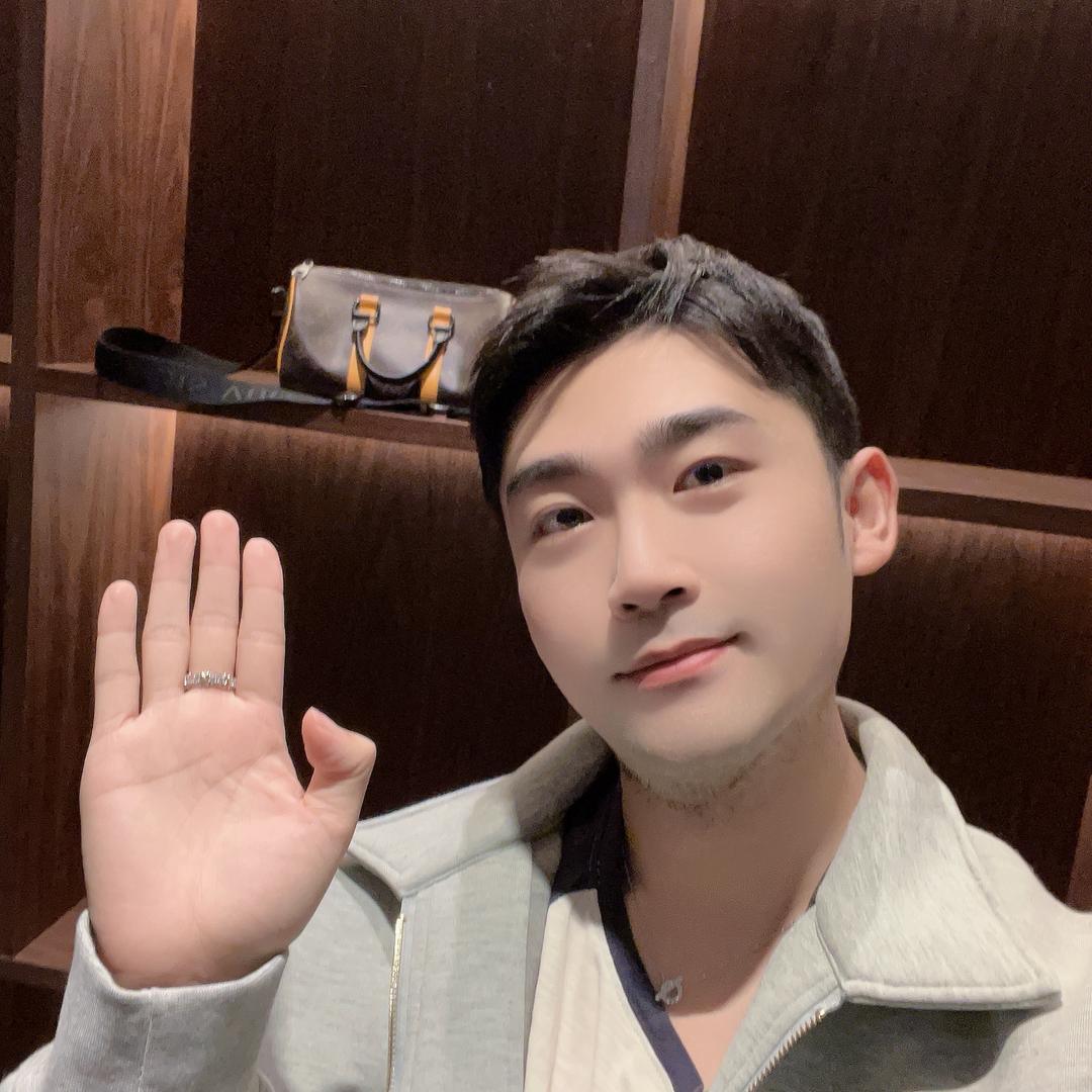 梓樊男装