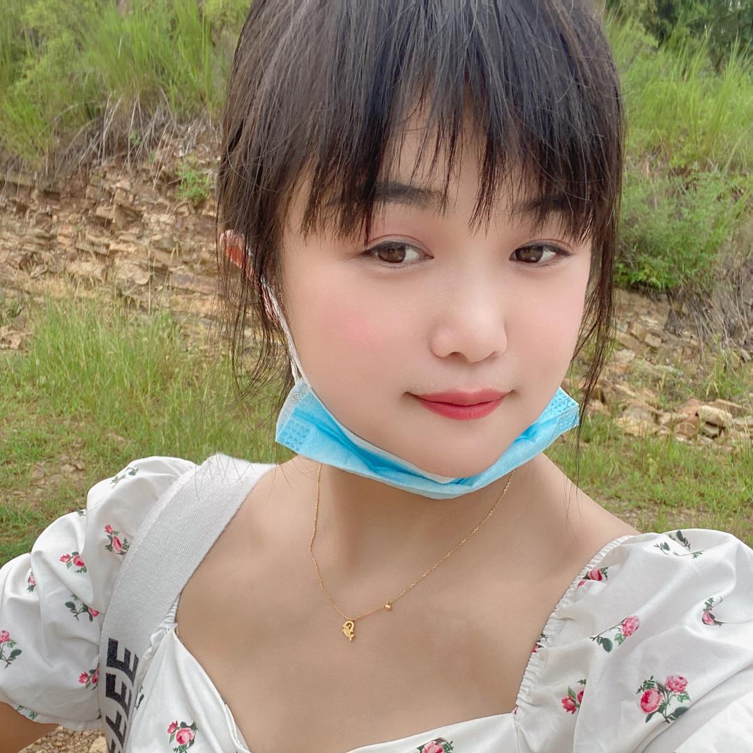 摆地摊小姐姐❤️正宗川味钵钵鸡