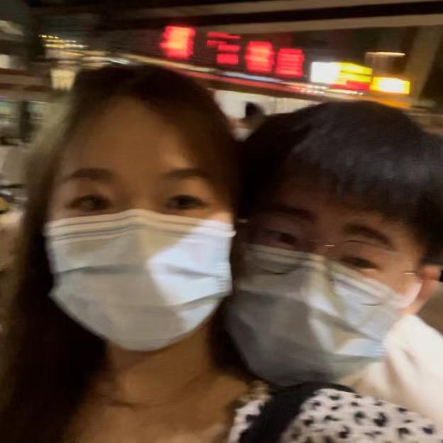 暴躁小两口