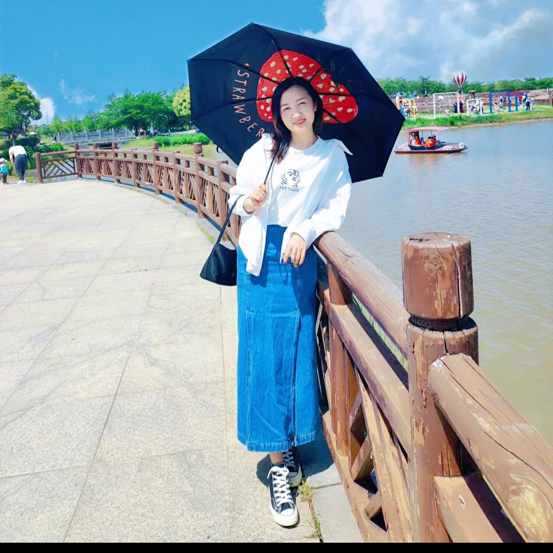 小 c.