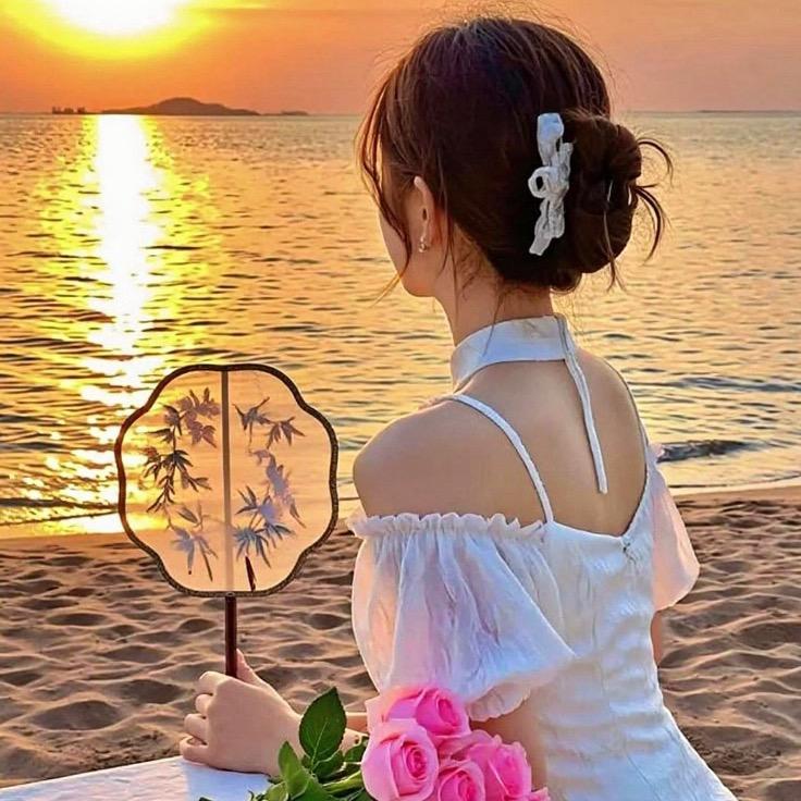柒柒