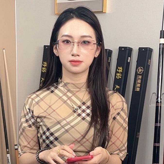 球杆姐姐