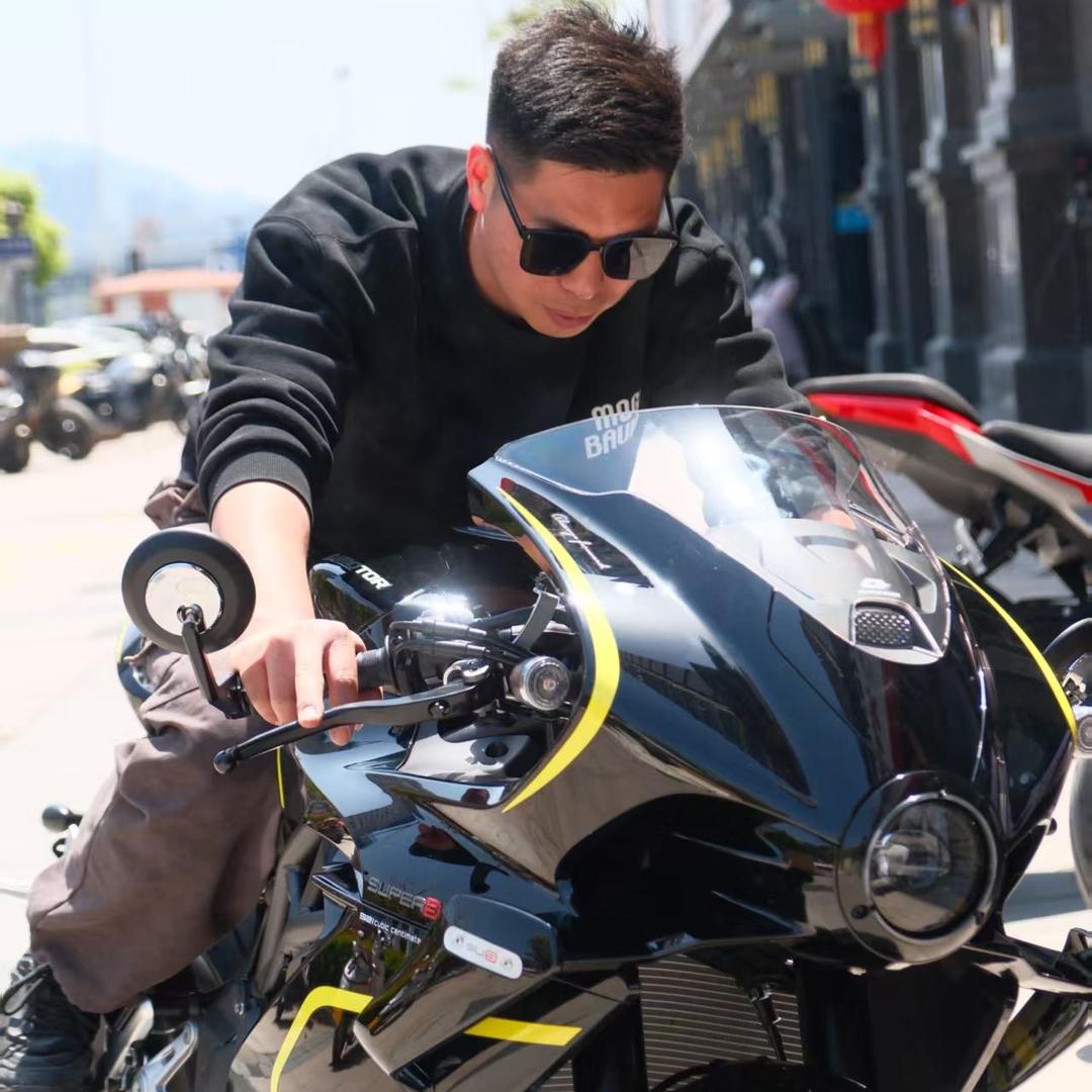 九九摩托车（长人机车——万里）