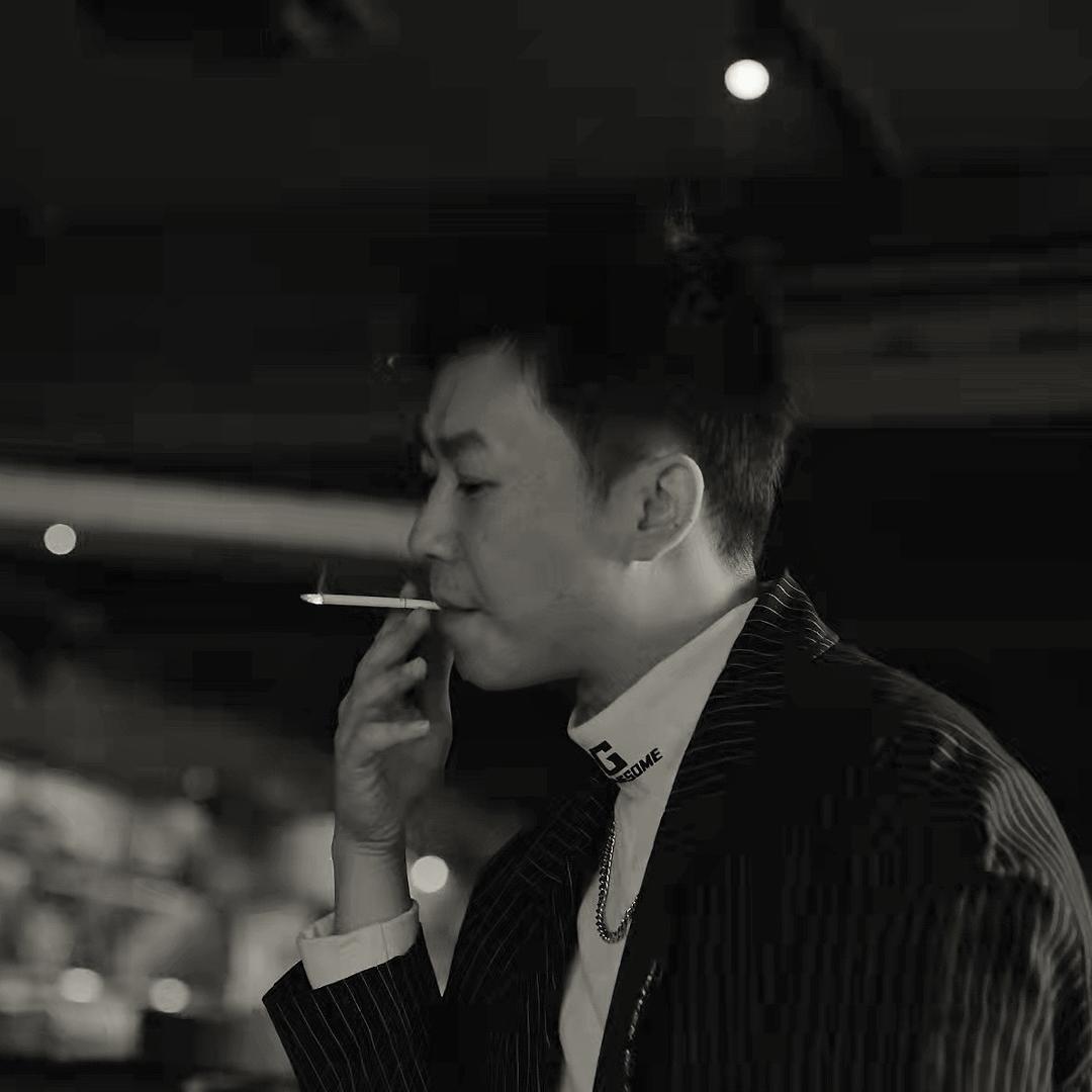 陈先生_