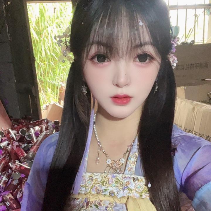 丑娃娃