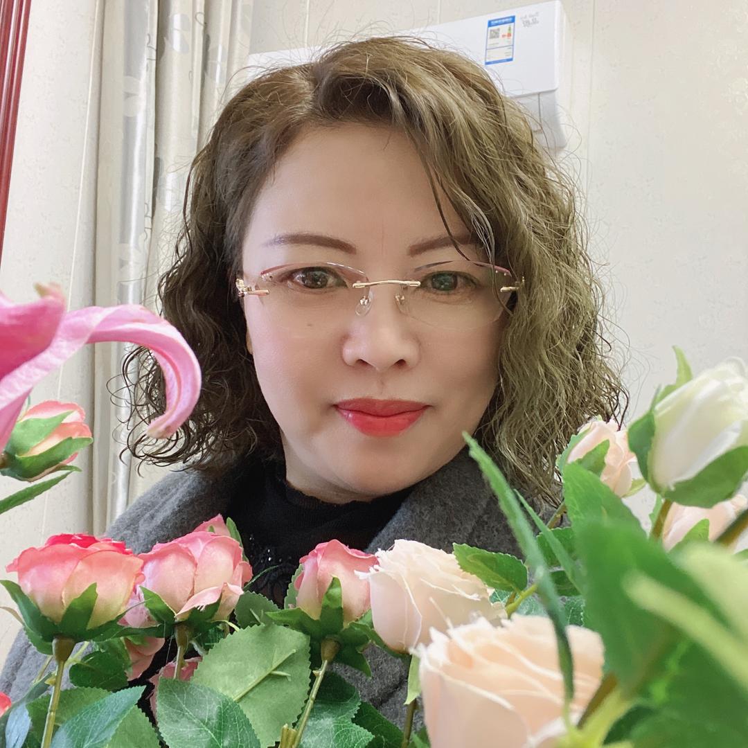 小木屋度假村 刘姐