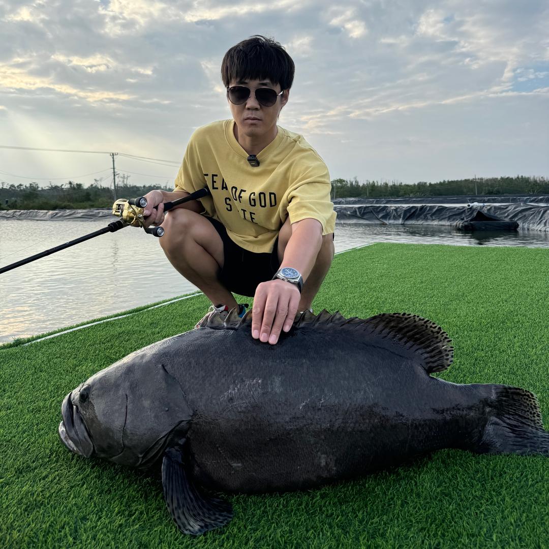 飞渔海钓场 请关注主页新号直播