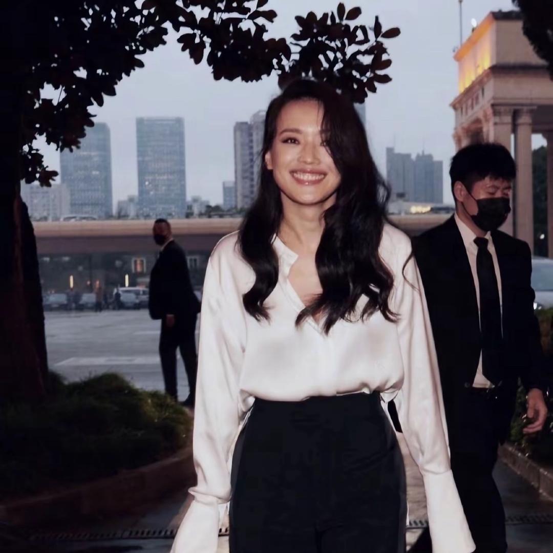 江水泱泱
