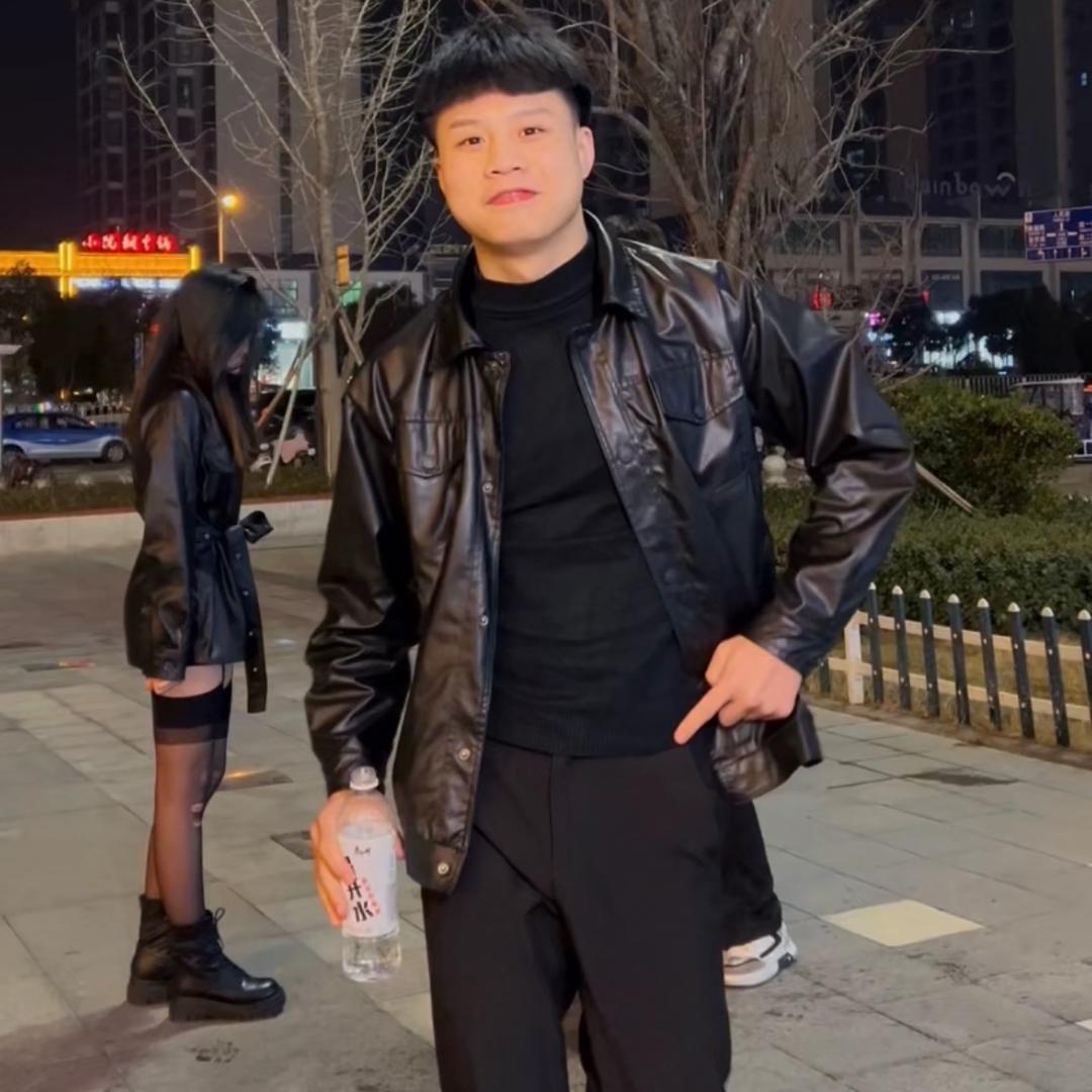 东亮☀️麦阳