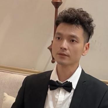 阿文哥的羽绒服