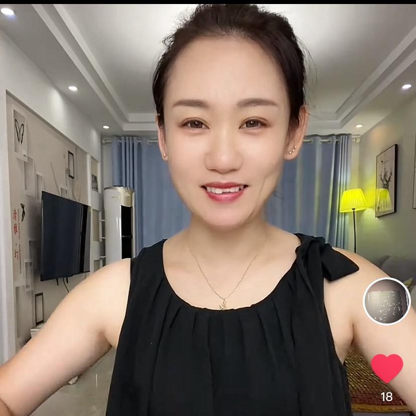 张小小