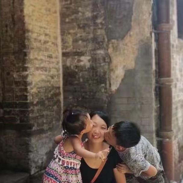 宝宝超甜呀 😊