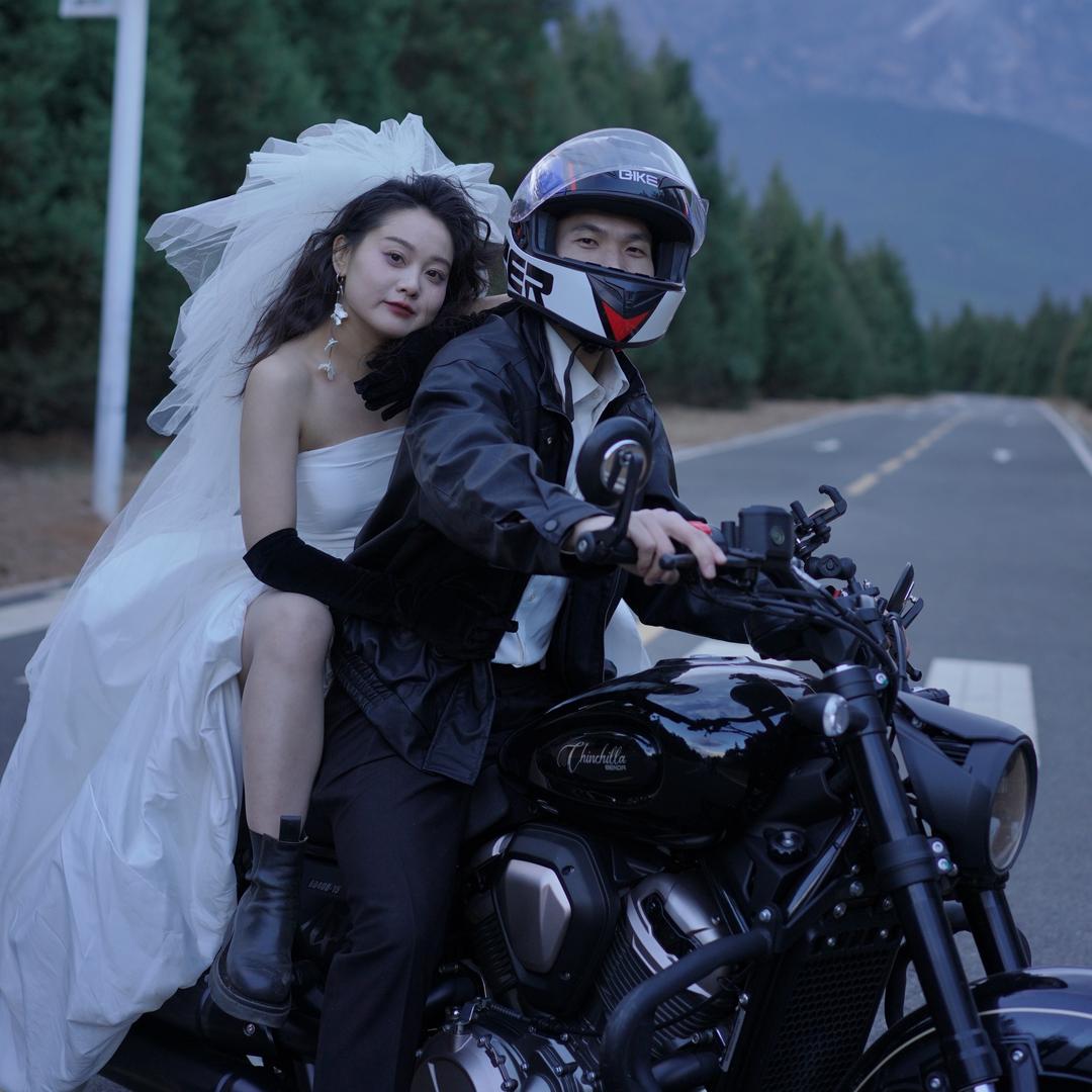 小红白墩墩