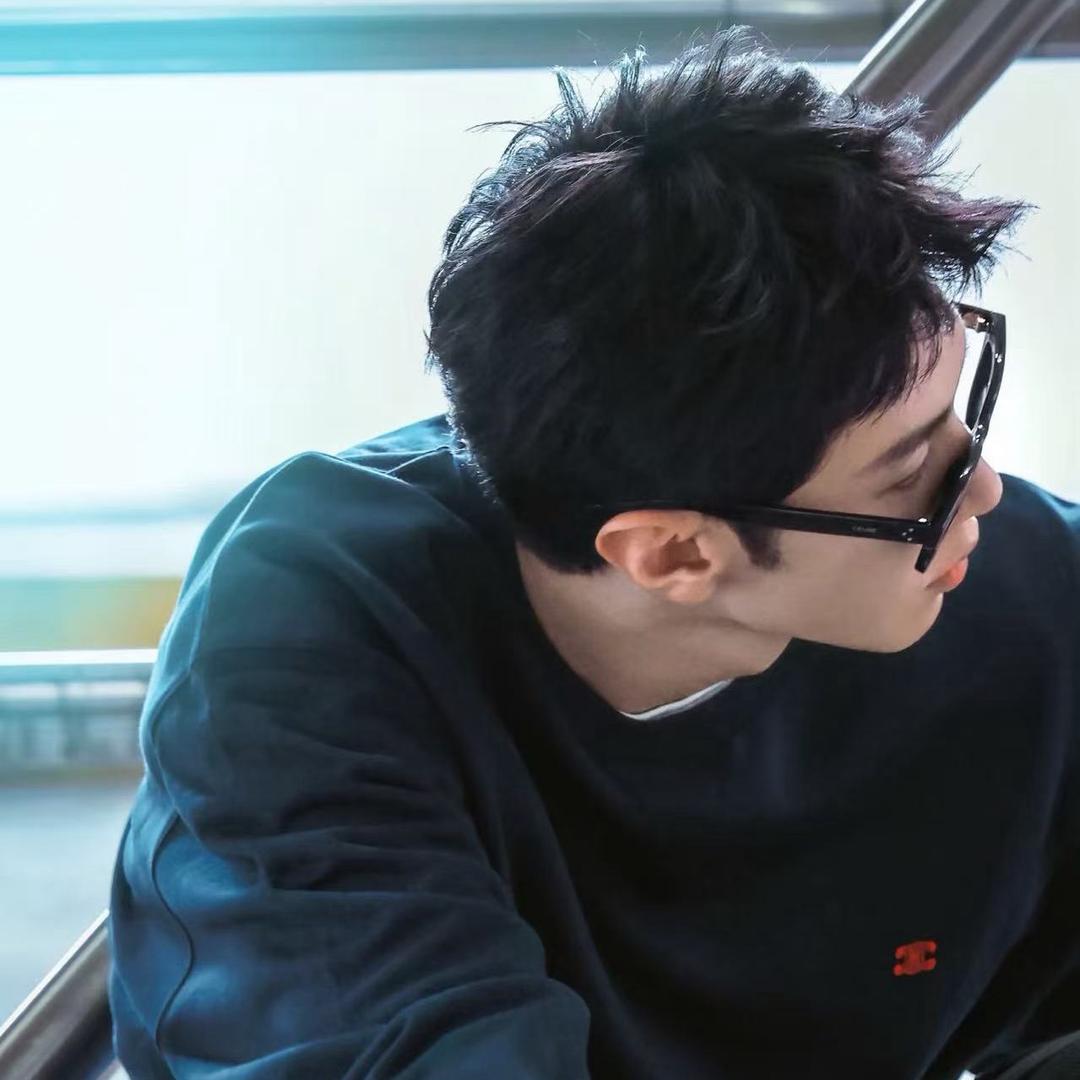 YH-