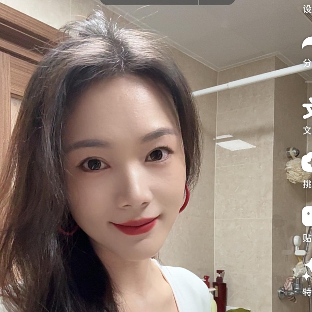 是小鱼呀