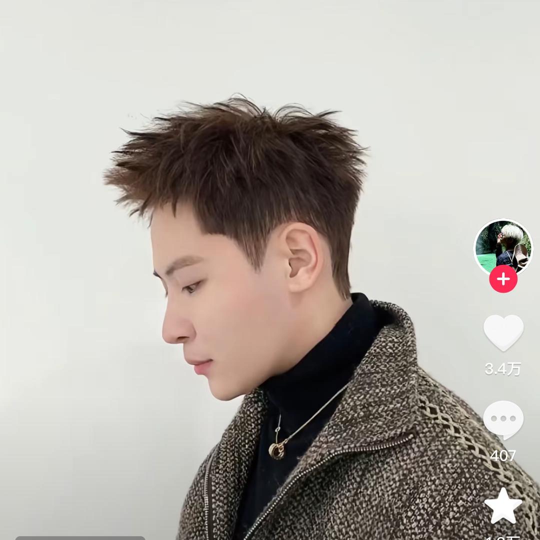 羽凡时尚服饰