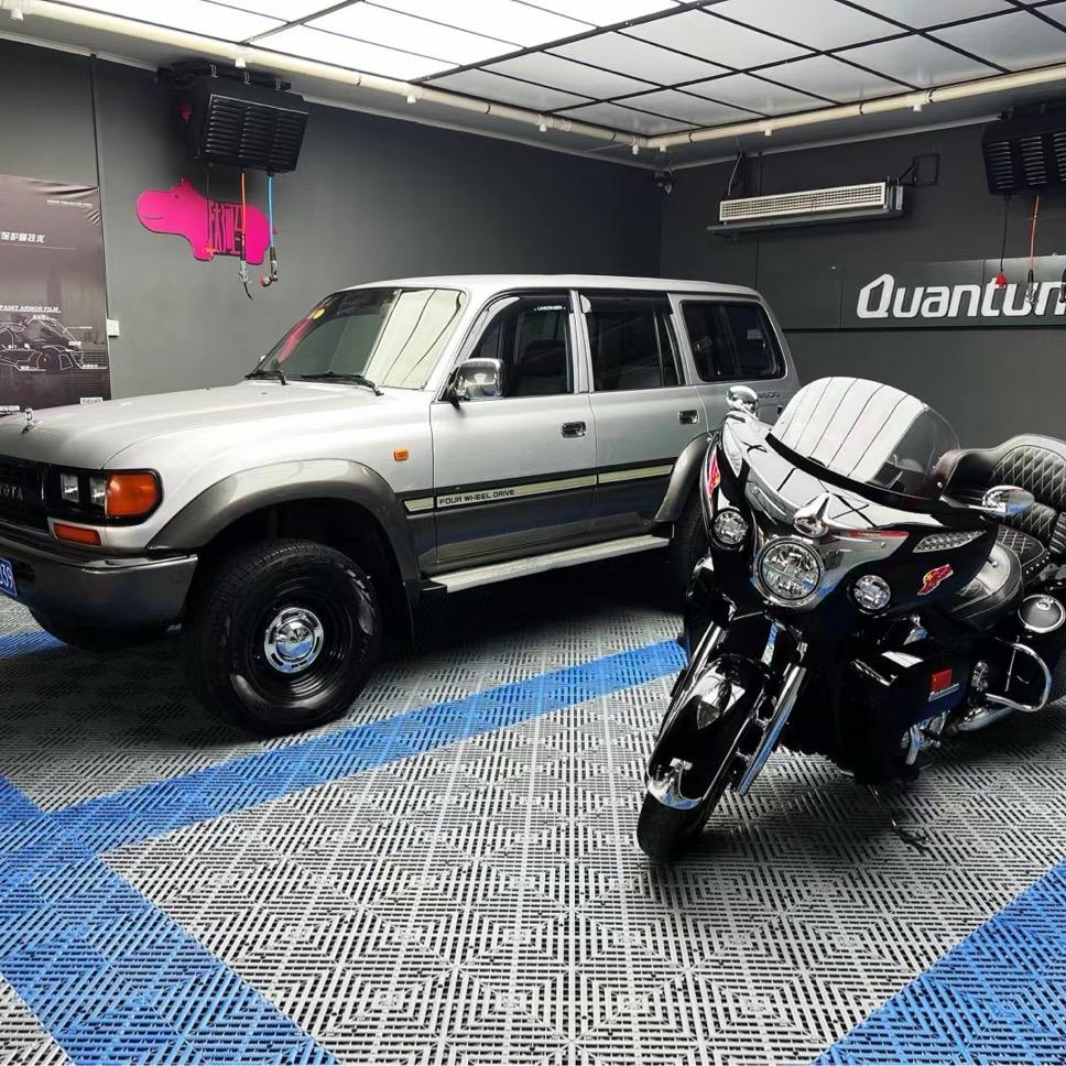 孔老三情怀車库