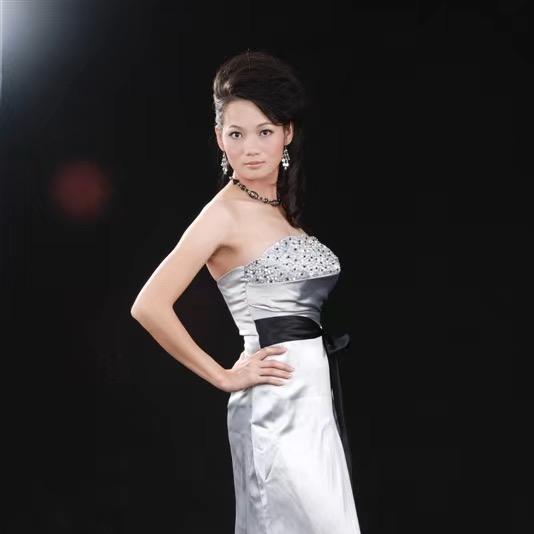 达亿莱广州达亿电子科技有限公司汽车用品专卖店