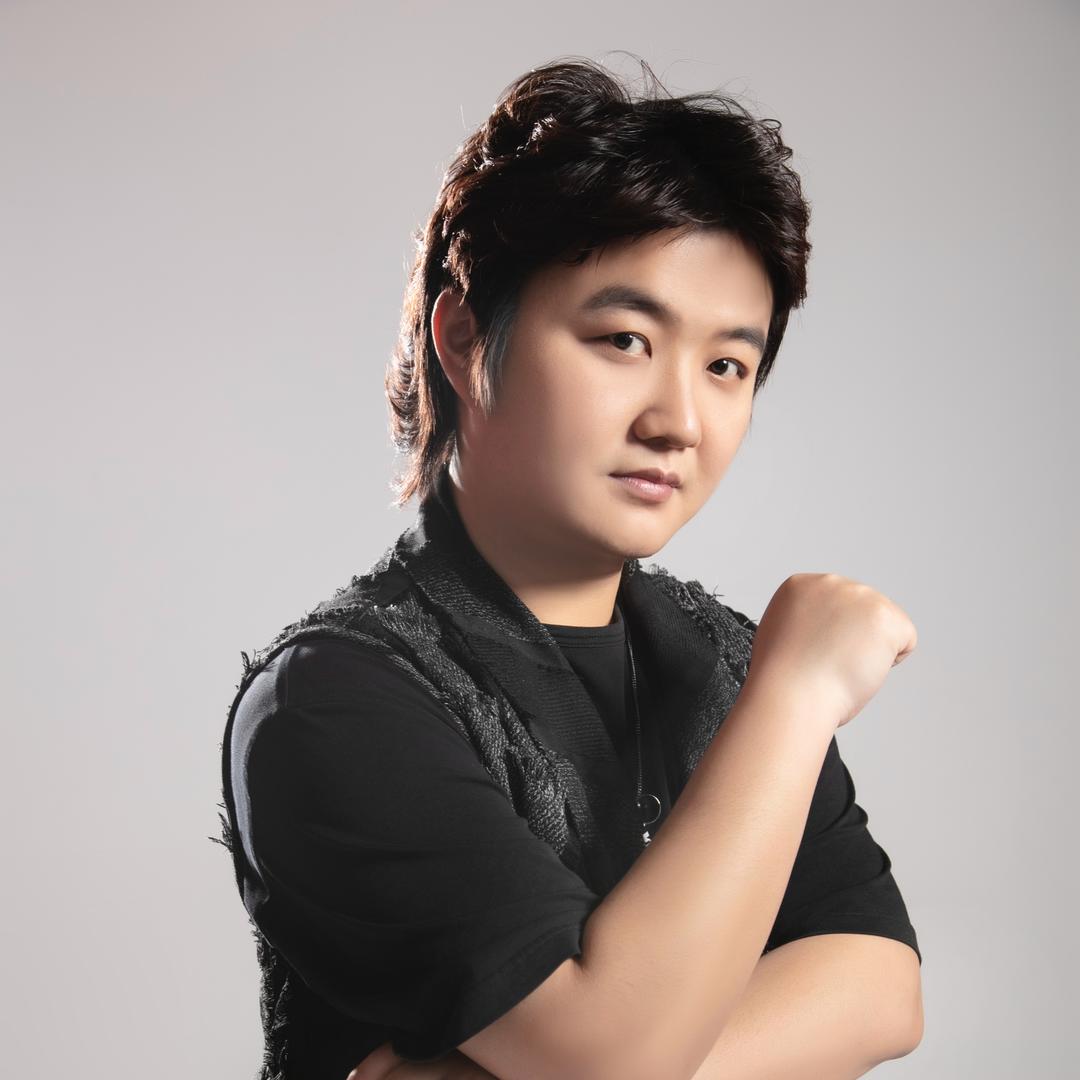 金鼎城托马斯专业美发店